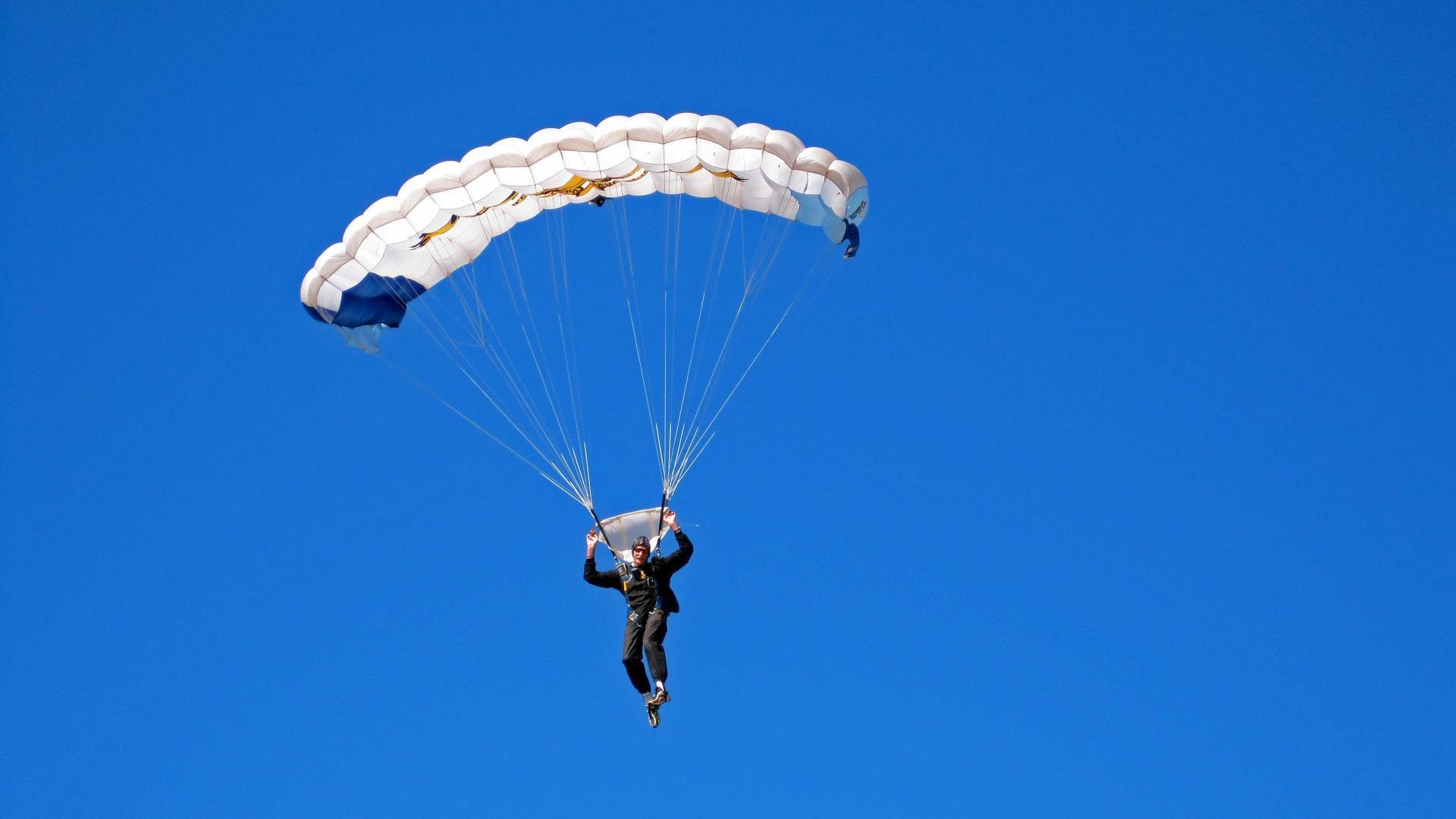 赛制揭秘：德国队如何适应国际乒联混合团体世界杯规则，德国乒乓球有联赛吗